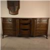 Image 2 : Dixie dresser with two mirrors