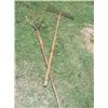 Image 1 : Wood rake & hay fork
