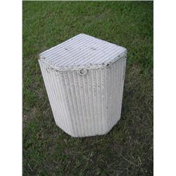 White wicker hamper