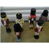 Image 1 : 6 Traditional nutcrackers