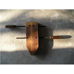 Old wood clamp