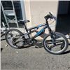 Image 1 : CCM BIKE