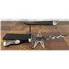Image 2 : Antique Wavy Blade Frontier Gamblers Dagger