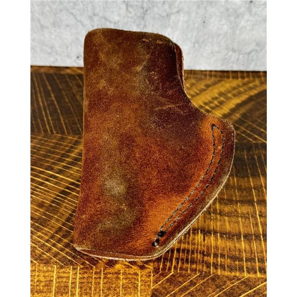 De Santis Clip On Pistol holster