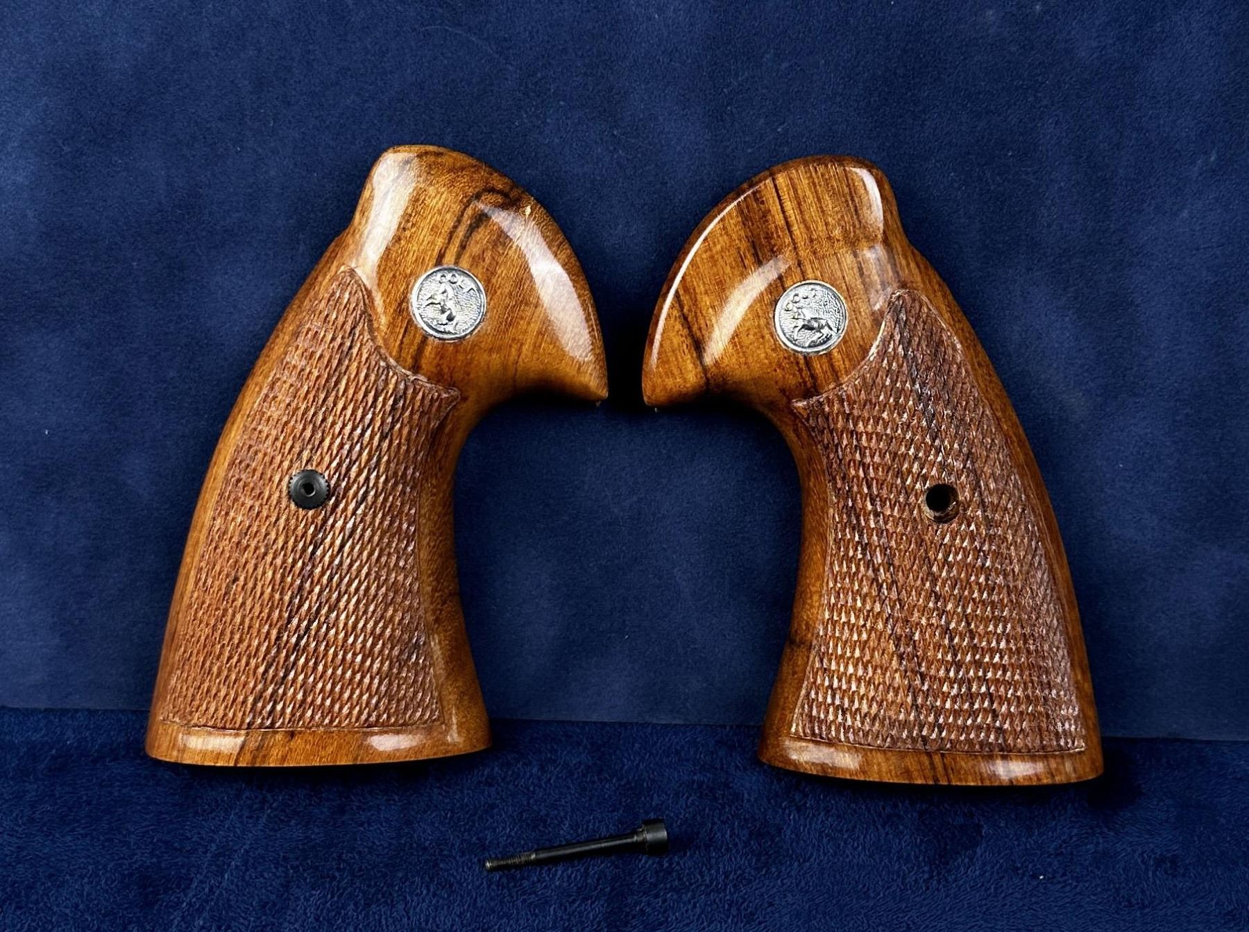Colt Python Factory Wood Pistol Grips