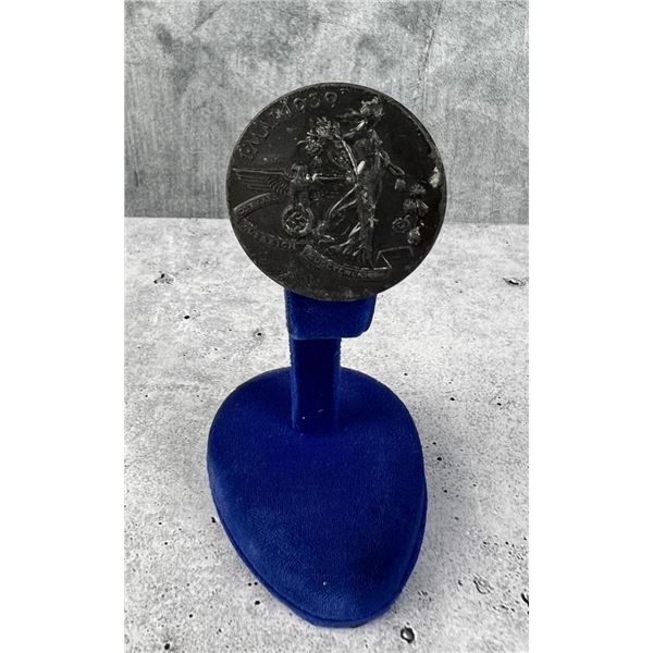 WW2 German 1939 May Day NSDAP Tinnie Badge