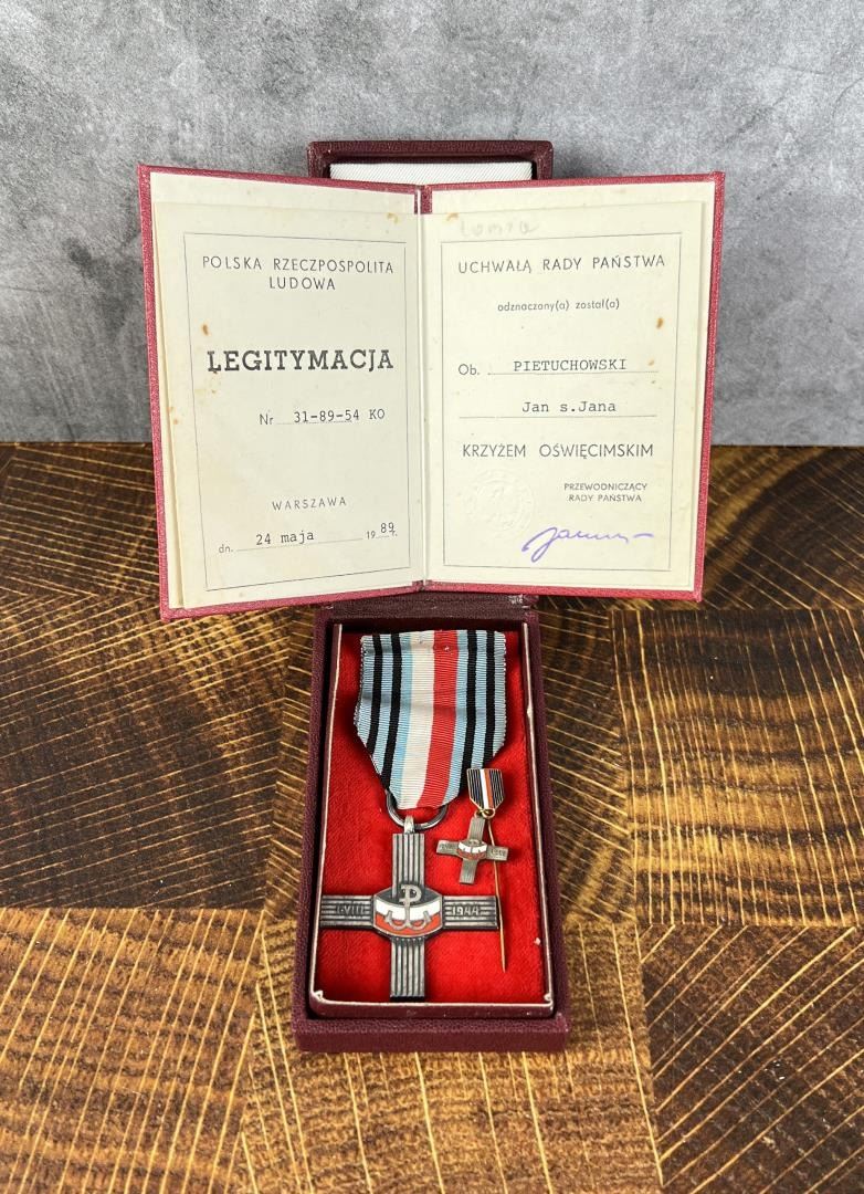 WW2 Warsaw Uprising Concentration Camp Medal Cross