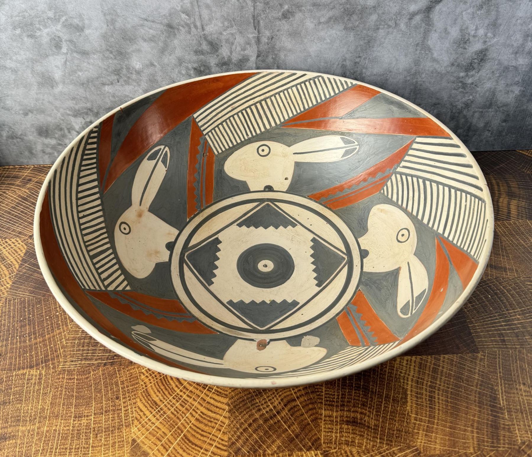 Mimbres Rabbit Large Mimbres Pueblo Four Rabbit Pattern Bowl