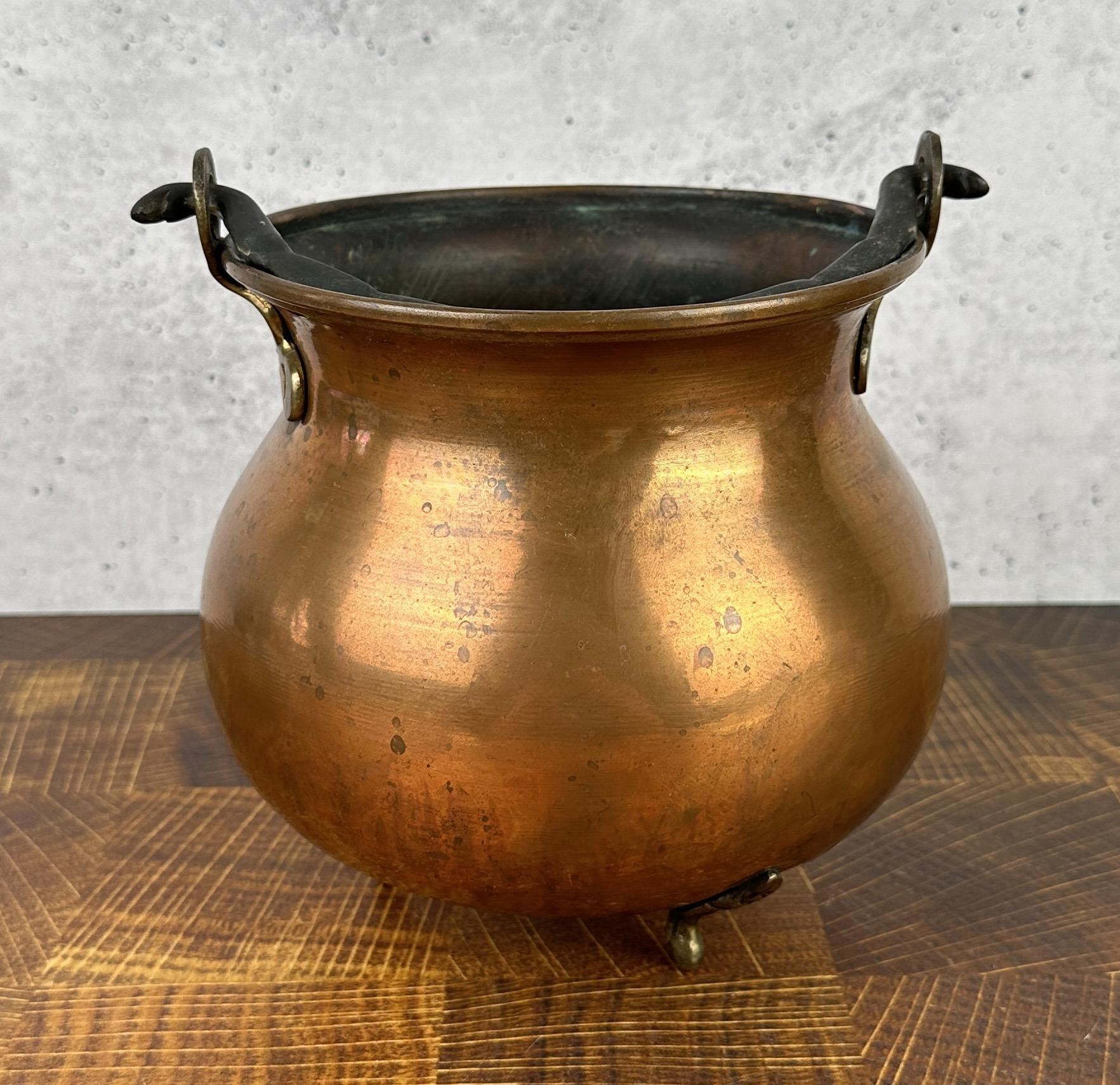 Allen Pot Ethan Allen Hand Hammered Copper Pot