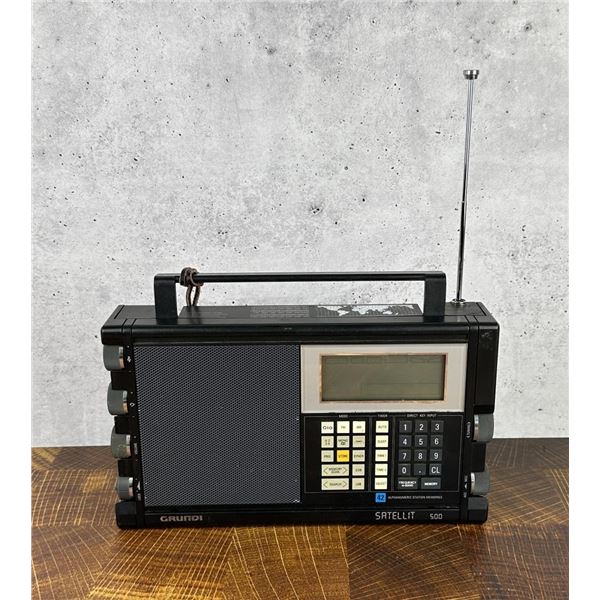 Grundig Satellit 500 Radio