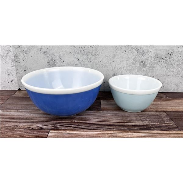 Pyrex Americana Blue Mixing Bowls 401 & 403