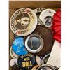 Image 4 : Lot Of Vintage Souvenier & More Button Pins