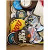 Image 5 : Lot Of Vintage Souvenier & More Button Pins