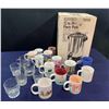 Image 1 : West Bend 30 Cup Party Perk plus Boxed Mugs and Glasses