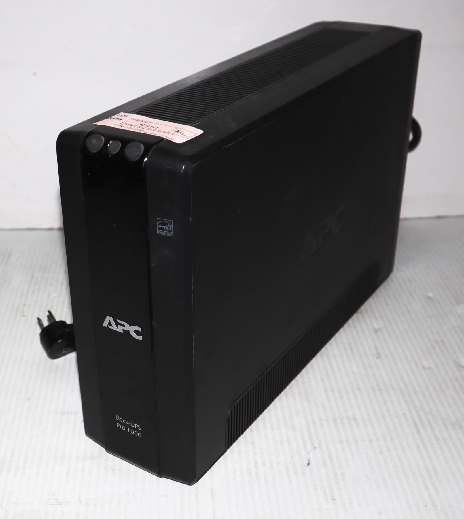 APC BATTERY BACKUP SUPPLY/ SURGE PROTECTOR