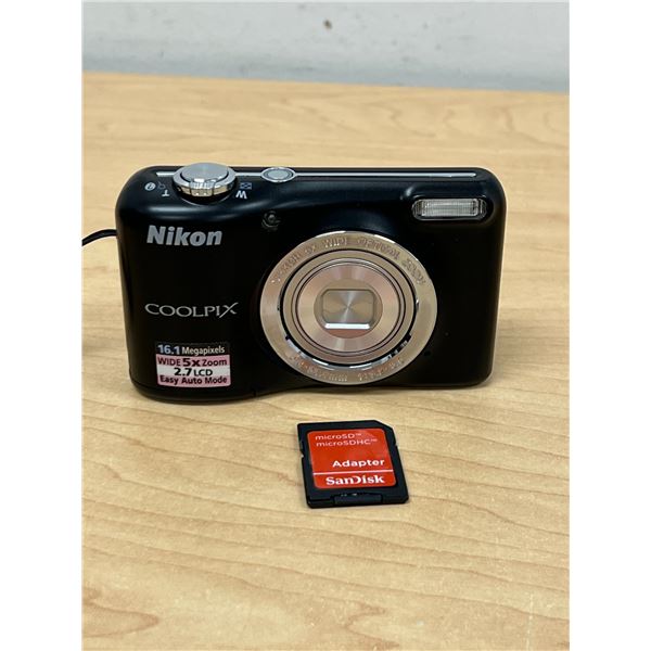 Nikon Coolpix L27 Digital Camera 16.1 Megapixel Wide 5X Zoom & Accessories, Powers up