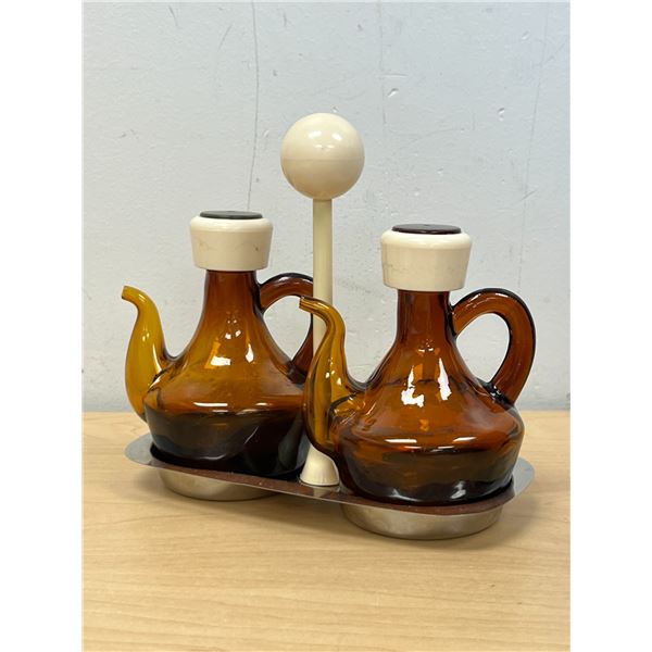 Mid Century Blown Glass Oil & Vinegar Bottle w/ Holder - nicely done, (bottles 4.5") see photos