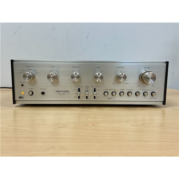 AS IS Japan Made Realistic SA-1500 Stereo Amplifier - powers up, not tested - see all photos