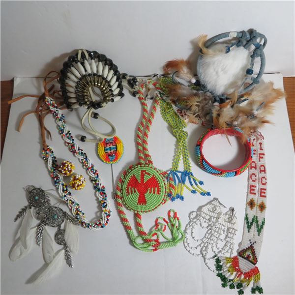 Lot of beaded Indigenous jewelery/décor - see description and photos