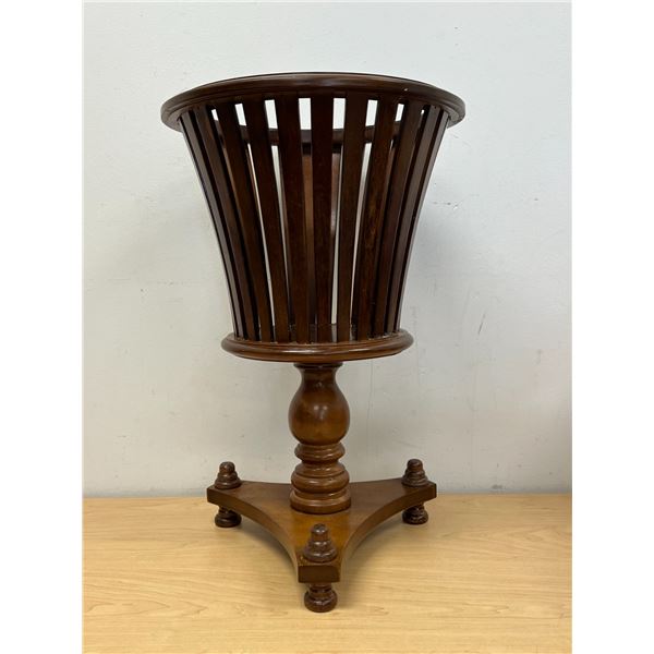 Wooden Fern Plant Stand - Approx: 19.5"T 12.75"W