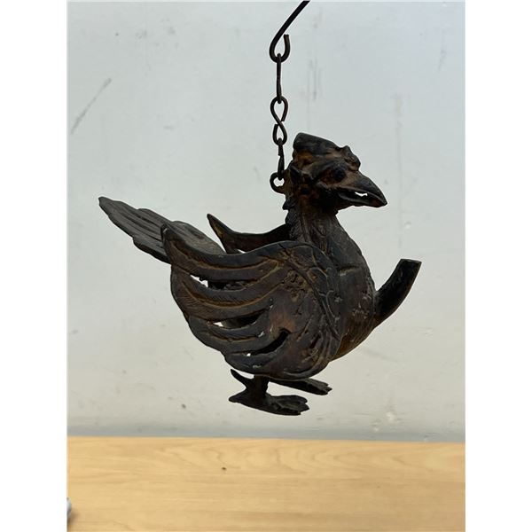 Vintage Metal Figural Oil Lamp (Hangable) Approx: 4.5"T 5.5"W