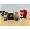 Image 1 : Vintage Office Group - Electric Pencil Sharpener / Staplers / Organizer - nothing tested