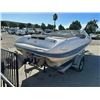 Image 3 : 1998 BAYBOAT WITH TRAILER