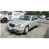 Image 1 : 2002 Mercedes-Benz E-Class