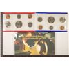 Image 1 : 1995 US MINT SET (UNC) P/D (WITH ENVELOPE)