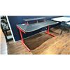 Image 2 : GAMING DESK