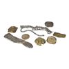 Image 2 : 916. Set of One-Eyed Willy's Coins and Treasure ### THE GOONIES (1985)