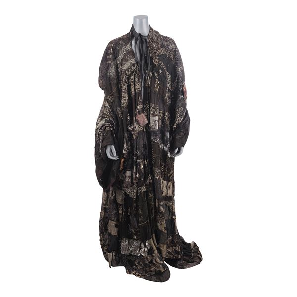 1297. Mortianna's (Geraldine McEwan) Cape ### ROBIN HOOD: PRINCE OF THIEVES (1991)