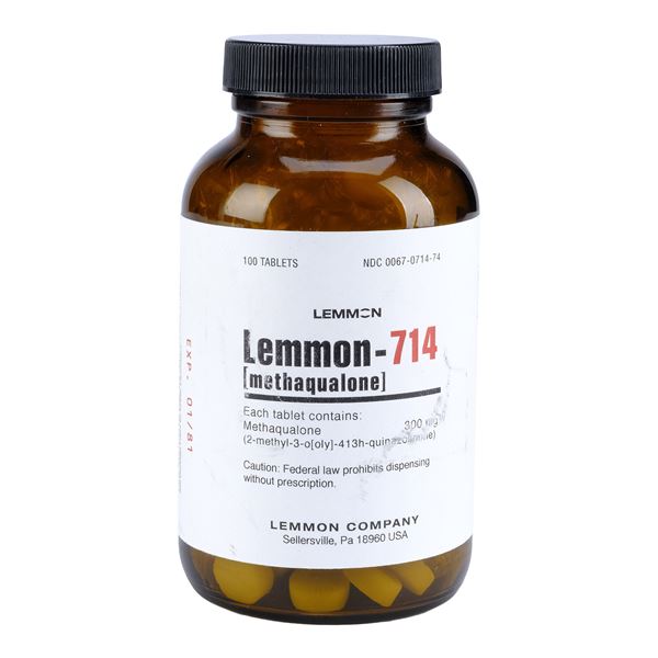 1904. Jordan Belfort's (Leonardo DiCaprio) Lemmon Bottle ### THE WOLF OF WALL STREET (2013)