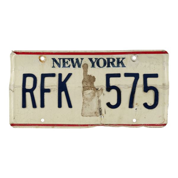 1906. Jordan Belfort's (Leonardo DiCaprio) License Plate ### THE WOLF OF WALL STREET (2013)