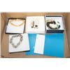 Image 1 : LOT OF COSTUME JEWELRY DESIGNER