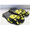 Image 1 : 2 BDG LEVEL 5 CUT RESISTANT GLOVES LARGE