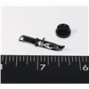 Image 1 : NEW SCREAM THEME KNIFE LAPEL PIN