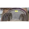 Image 1 : 17 PIECE SETTING - 5 DINNER PLATES, 5 SALAD PLATES