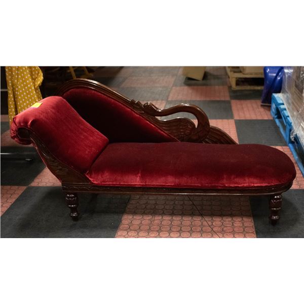 DOLL SIZED CHAISE LOUNGER