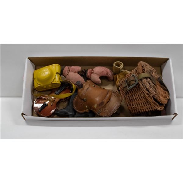 TRAY OF ESTATE MINIATURES