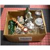 Image 1 : BOX OF VINTAGE GLASSWARE