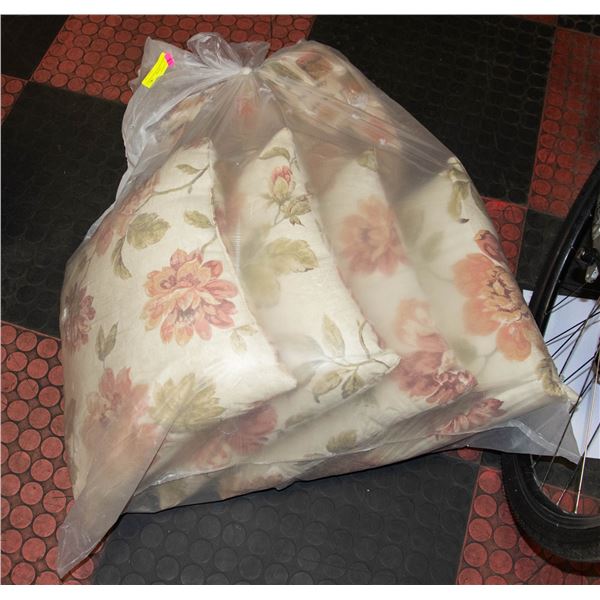 SUMMER PADDED CHAIR CUSHIONS