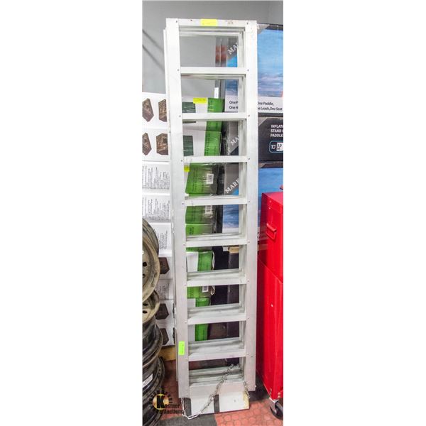 FOLDING METAL RAMPS L-69"