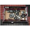 Image 1 : MISCELLANEOUS SMALL CASTORS