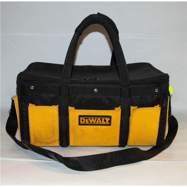 DEWALT SMALL WORK BAG 18"