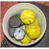Image 1 : BUCKET WITH SPORTS BALLS + PUCKS
