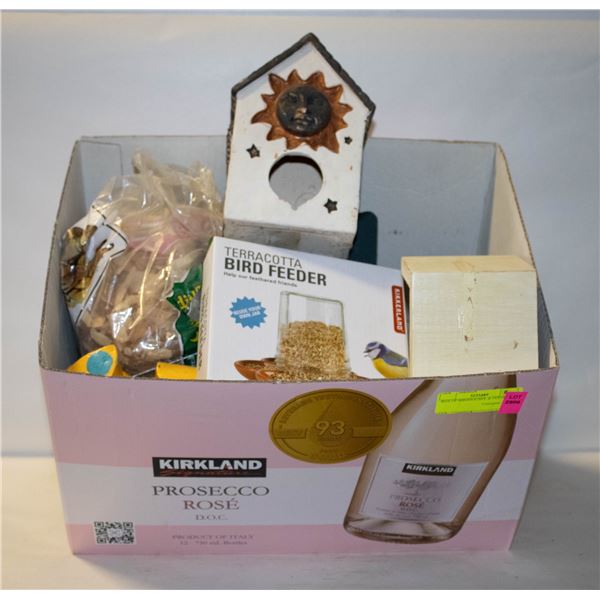 BOX OF BIRDHOUSES & FEEDERS