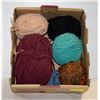 Image 1 : YARN 5 BIG BALL SHAPED YARNS