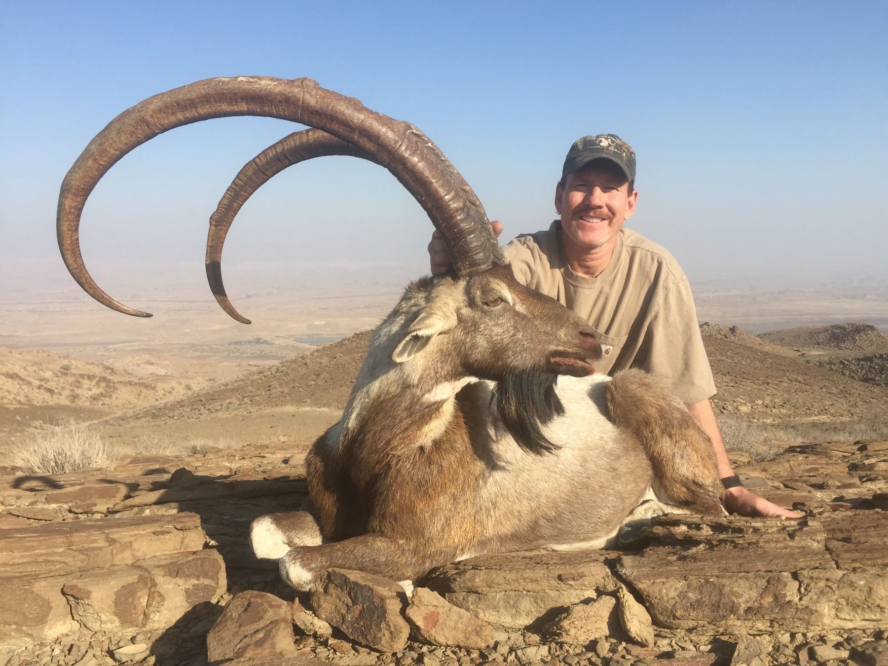 CAPRINAE 3 Day 4 Night Sindh Ibex Hunt For One Hunter In Pakistan caprinae-3-day-4-night-sindh-ibex-hunt-for-one-hunter-in-pakistan