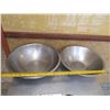 Image 1 : LOT DE 4 BOLS EN INOX ASSORTIS